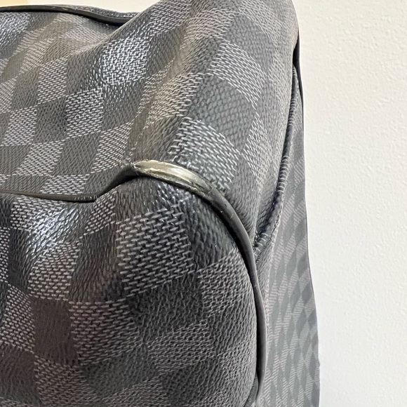 Louis Vuitton Damier Graphite Tadao Tote *Authenticated* - Picture 11 of 14